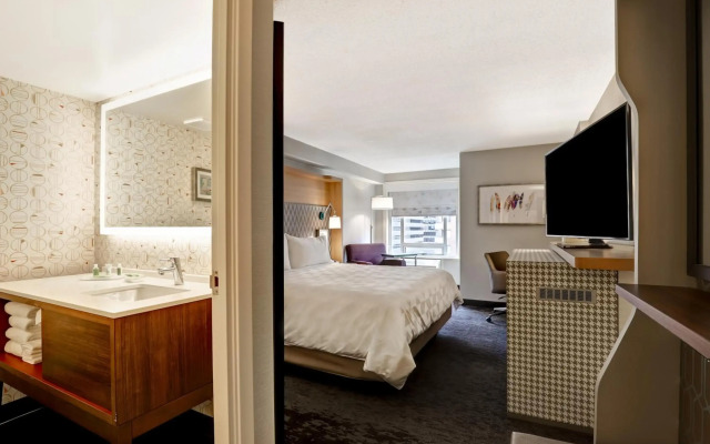 Holiday Inn Ottawa Dwtn - Parliament Hill by IHG