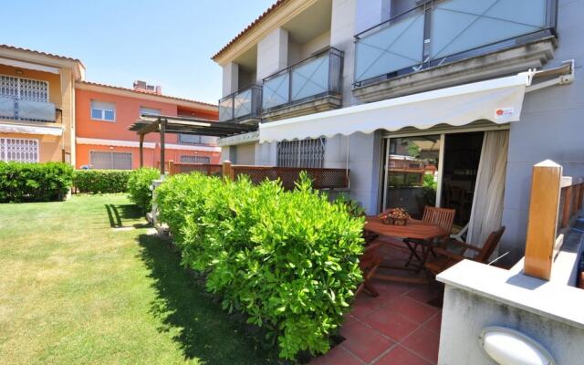 Casa Vista a la Piscina Para 5 Personas en Cambrils