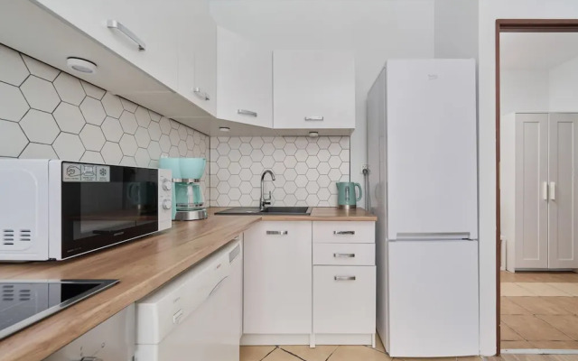Sweet Apartment Kamienna by Renters