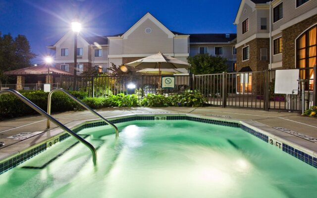 Staybridge Suites Detroit-Utica by IHG