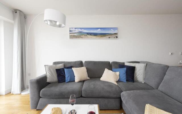Fistral Lookout, Ocean 1