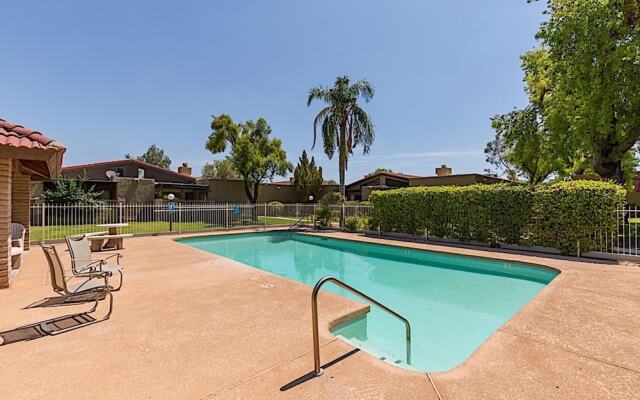 Bluebell Retreat 2BR by Casago