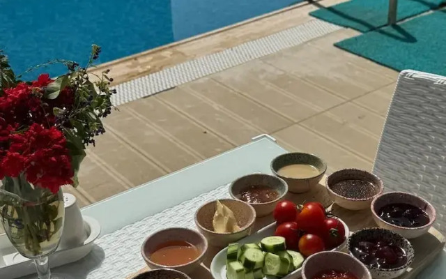Maryy'İnn Hotel