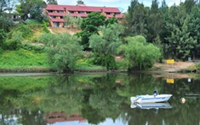 Windsor Riverview Inn