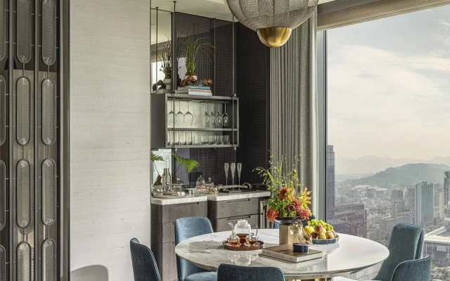 Four Seasons Hotel Hangzhou At Hangzhou Centre