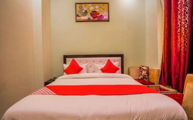 Janak Residency By OYO Rooms