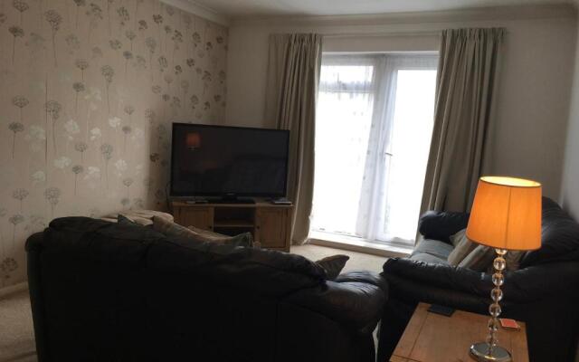 Farnborough Apartment