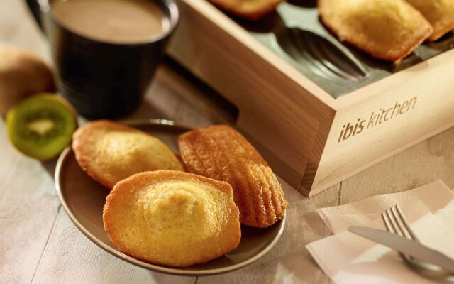 ibis Chartres Ouest Luce