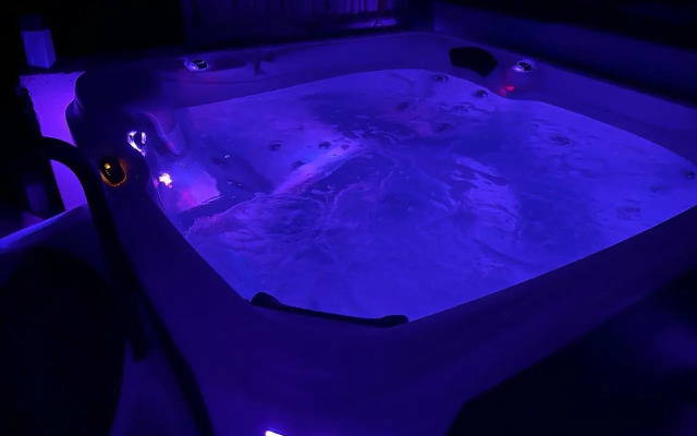 Gîte cévenol avec SPA et Piscine privatifs