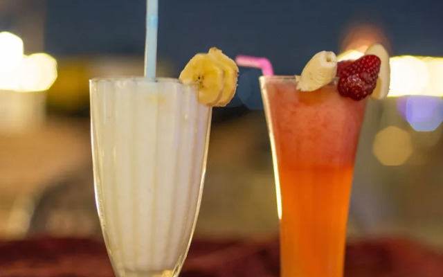 Pyramids stars view Inn