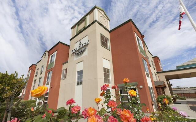 Country Inn & Suites by Radisson, San Carlos, CA