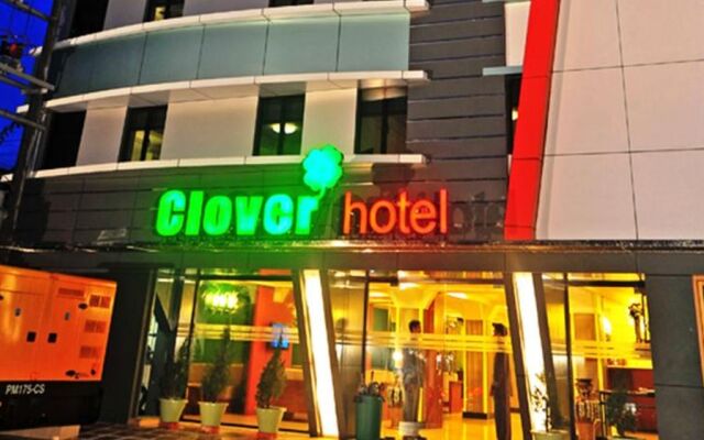 Clover Hotel