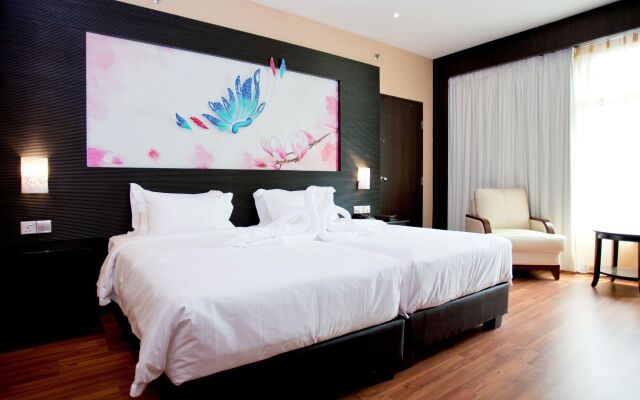 Vouk Hotel Suites