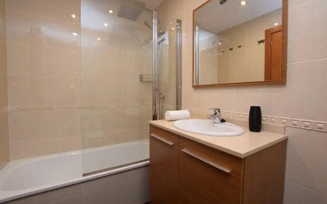 HomeHolidaysRentals Rieral