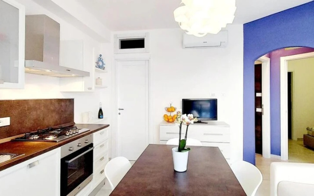 Whiteblue House con Giardino