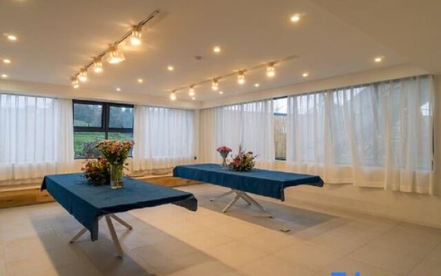 Xinchang Mountain Letter · Cloudside Homestay