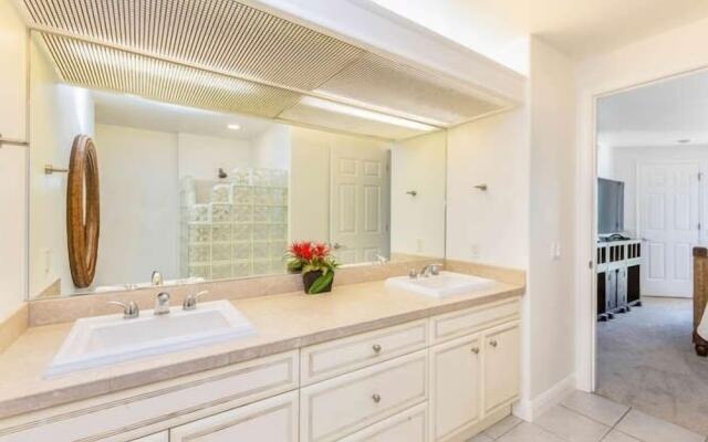 S Of Kamalii 43 3 Bedroom Condo by RedAwning