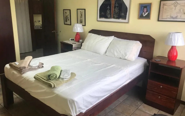 Sofia Apartments in Escalante, San Jose