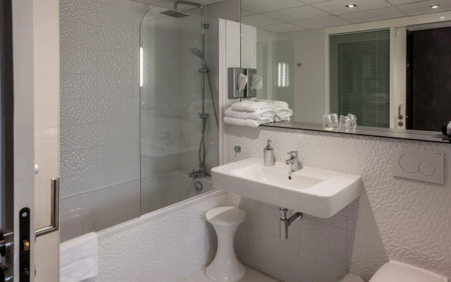 Comté d'Ornon - Logis Hôtel & Spa