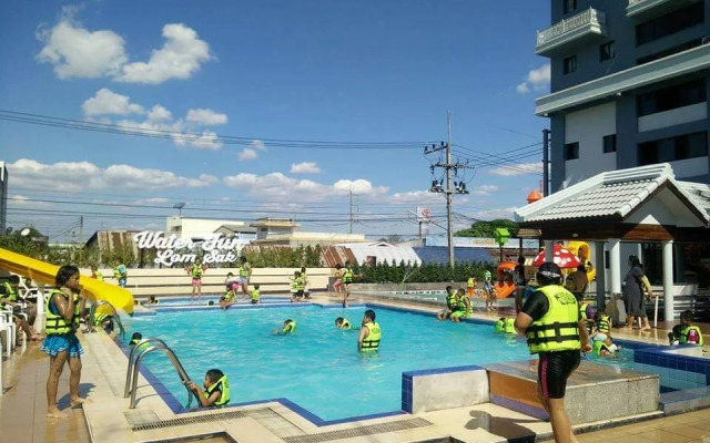 Nattirat Grand Hotel