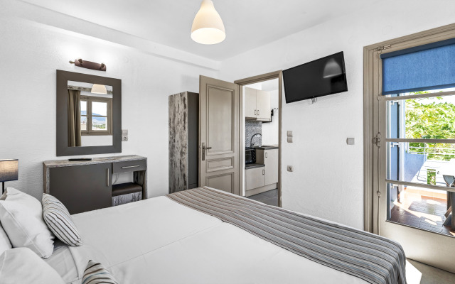 Erato Hotel