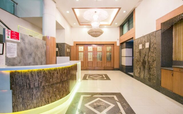 Seasons Hotel