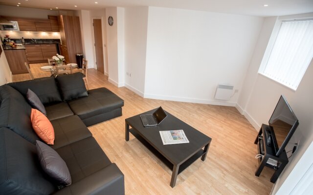 Celador Apartments - Projection West Serviced Apartments