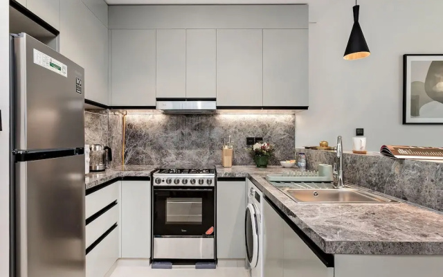 Stylish 1BR Apartment at Golf Gate