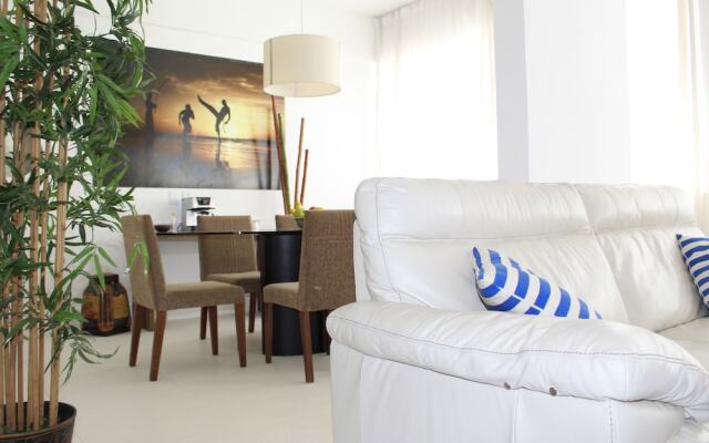 Cavirio Sl1101 Luxury Copacabana Beach