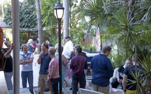 Palm Beach Hibiscus Bed & Breakfast
