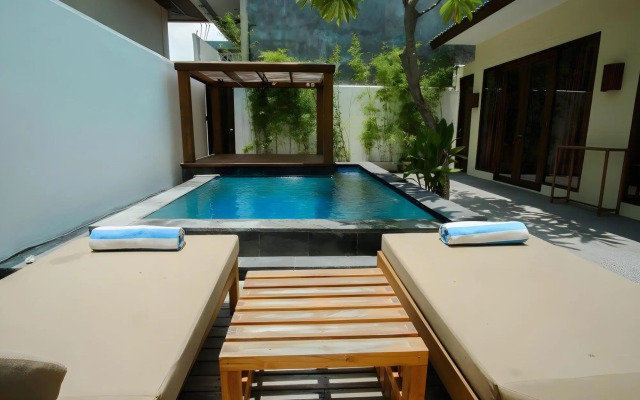 Gili Sands Hotel & Bar