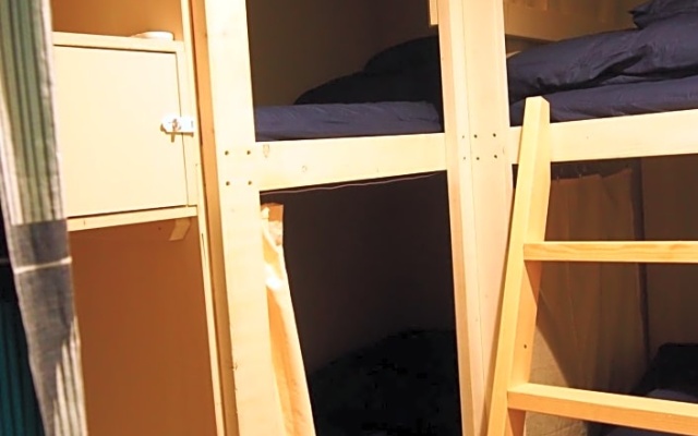 기숙사 내 침대 (남성용 기숙사) 사진 4