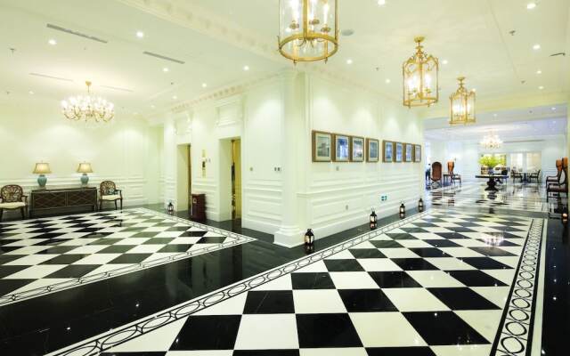 Qingdao Laoshan Bay Hotel