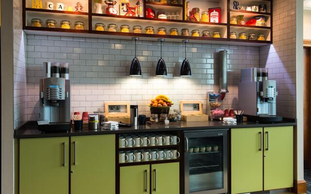 Holiday Inn Edinburgh by IHG