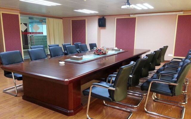 Campanile Hotel (Shenzhen Guanlan High-tech Park)