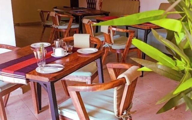 Trisan Hotel