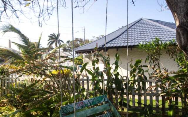 Yellow Canary Beach Villa