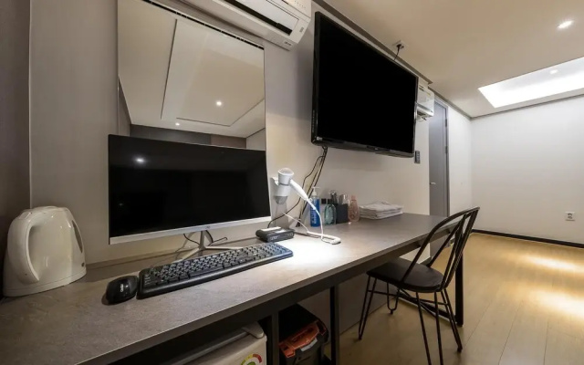 Shinchon Hotel Sogang Stay