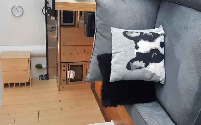 Princes Wharf Boutique Apartment