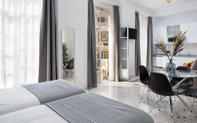 Wanderlust Malaga Apartamentos 2