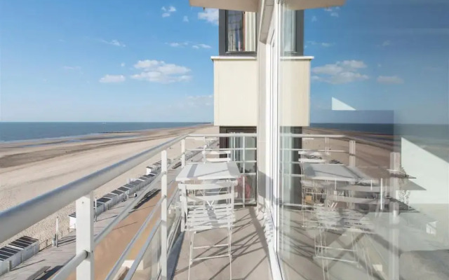 Modern Apartment on sea Wall in Ostend