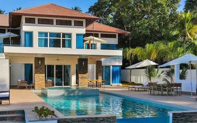 6 Bedroom Villa