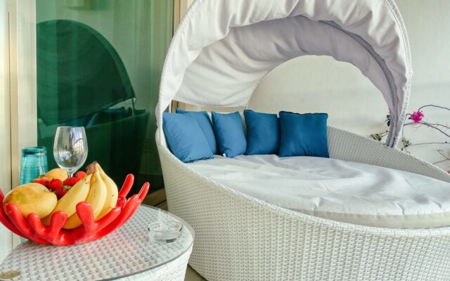 Luxury Condo Boutique