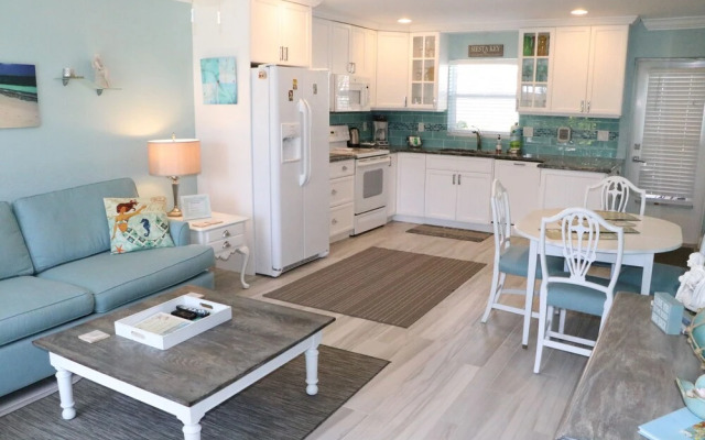 Jamaica Royale 020 - 1 Br Condo