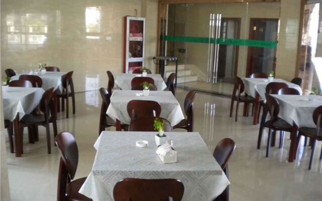 GreenTree Inn Taizhou Xinghua Anfeng Runan Garden Express Hotel