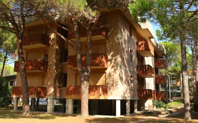 Welcoming Flat With Garden-view Terrace - Beahost