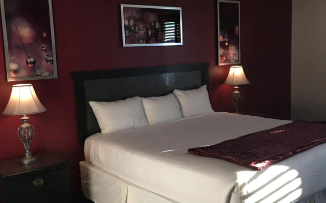 Laughlin River Lodge