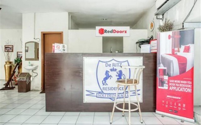 RedDoorz Plus near Galaxy Mall