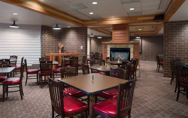 Best Western Plus Waterloo & Cedar Falls