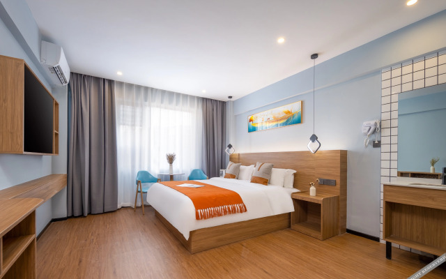 Haikou Blue Sky Apartment